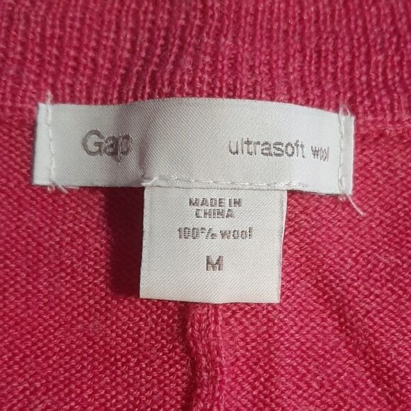 Wool v-neck sweater  - Picture 2 of 5